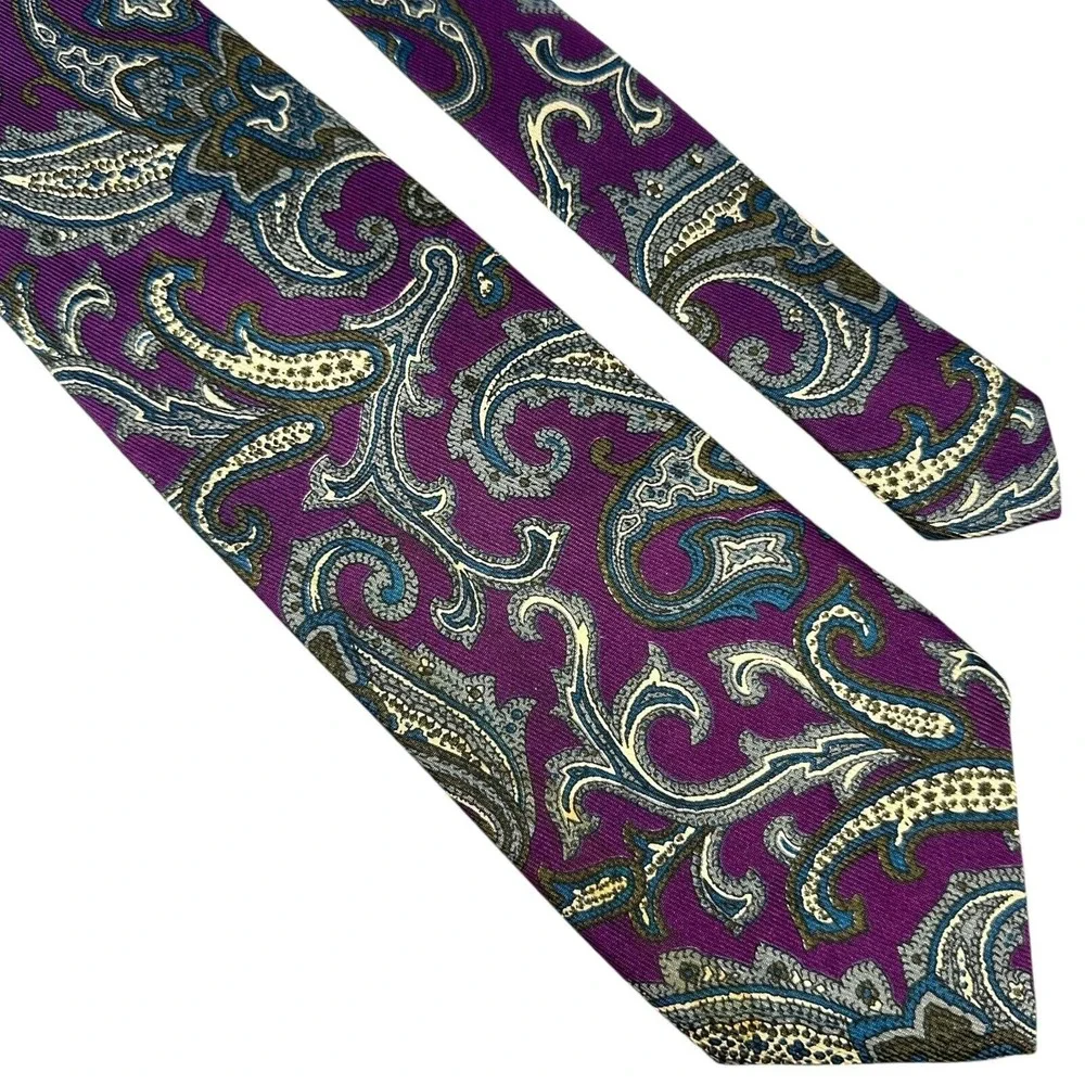 Robert Talbott Mens Neck Tie‎ Paisley Purple 100% Silk Vintage USA 60